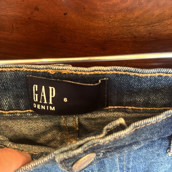 GAP Jean skirt. Raw hem and distressed. Size 6. GUC - Picture 2 of 3